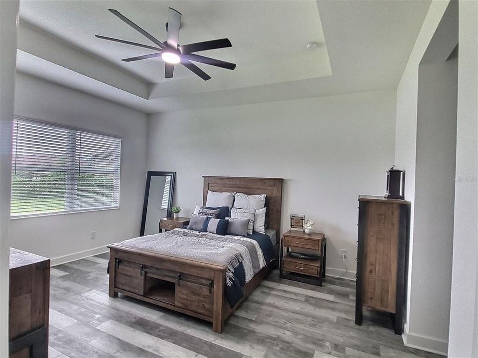 待售: $980,000 (5 贝兹, 4 浴室, 2921 平方英尺)