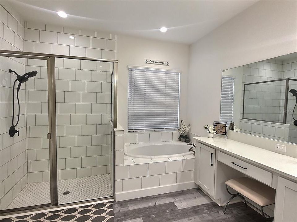 待售: $980,000 (5 贝兹, 4 浴室, 2921 平方英尺)