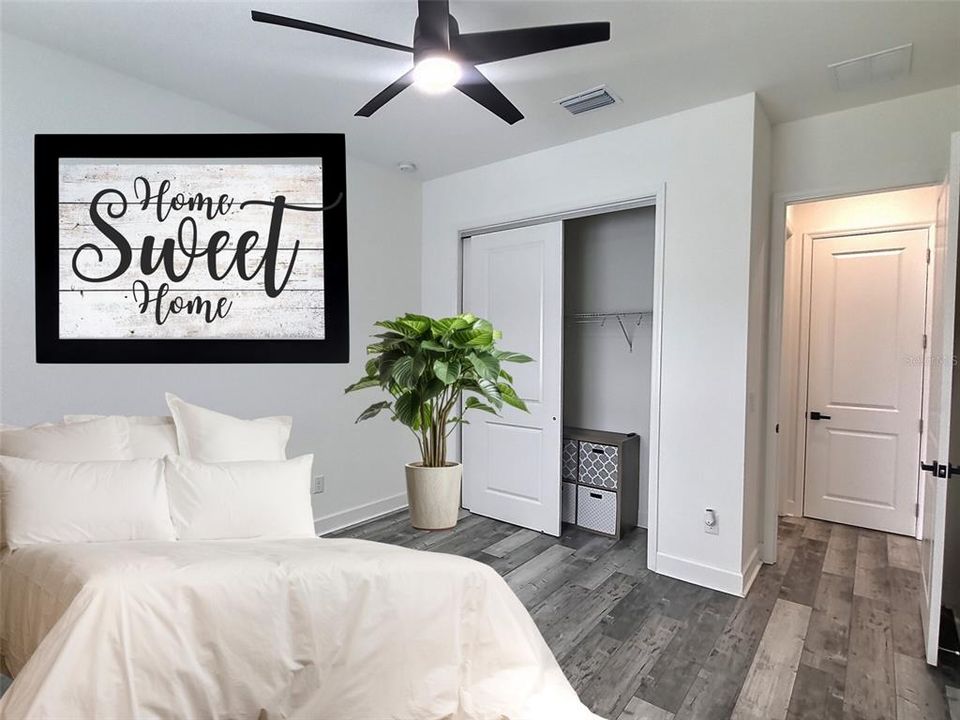 待售: $980,000 (5 贝兹, 4 浴室, 2921 平方英尺)