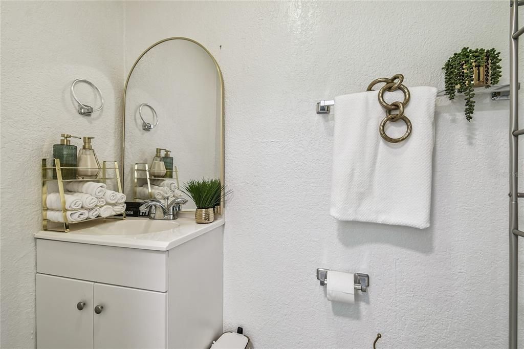 En Venta: $349,000 (0 camas, 0 baños, 1224 Pies cuadrados)