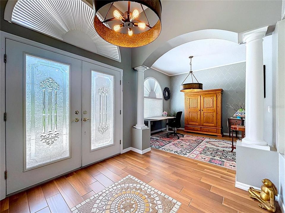 For Sale: $629,000 (3 beds, 3 baths, 2399 Square Feet)