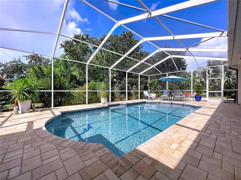 For Sale: $629,000 (3 beds, 3 baths, 2399 Square Feet)