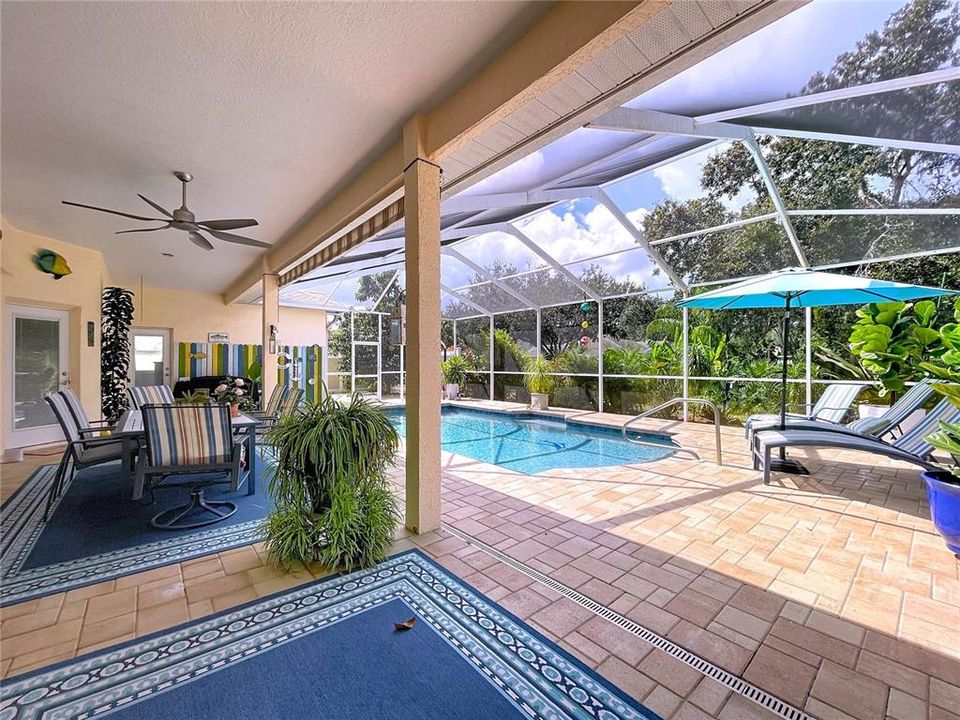 For Sale: $629,000 (3 beds, 3 baths, 2399 Square Feet)