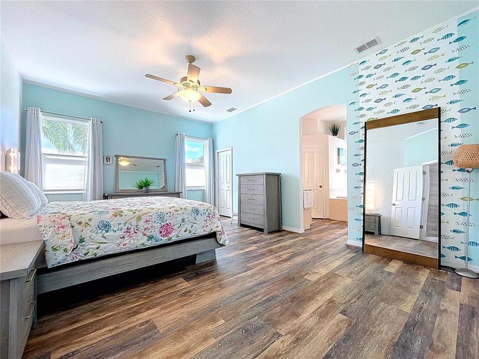 For Sale: $629,000 (3 beds, 3 baths, 2399 Square Feet)