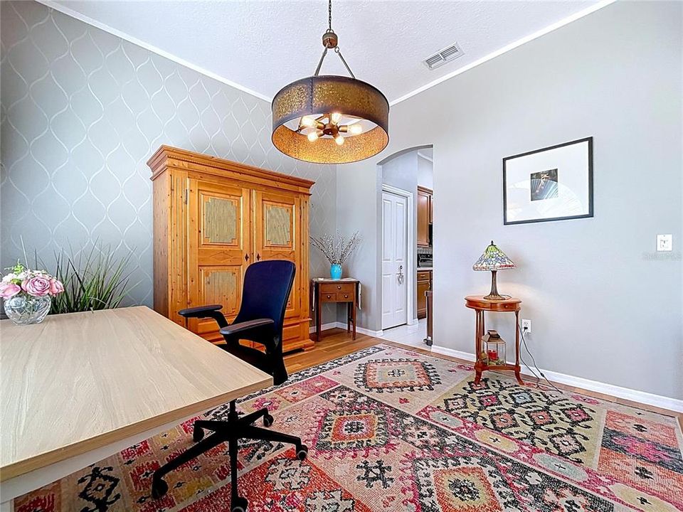 For Sale: $629,000 (3 beds, 3 baths, 2399 Square Feet)