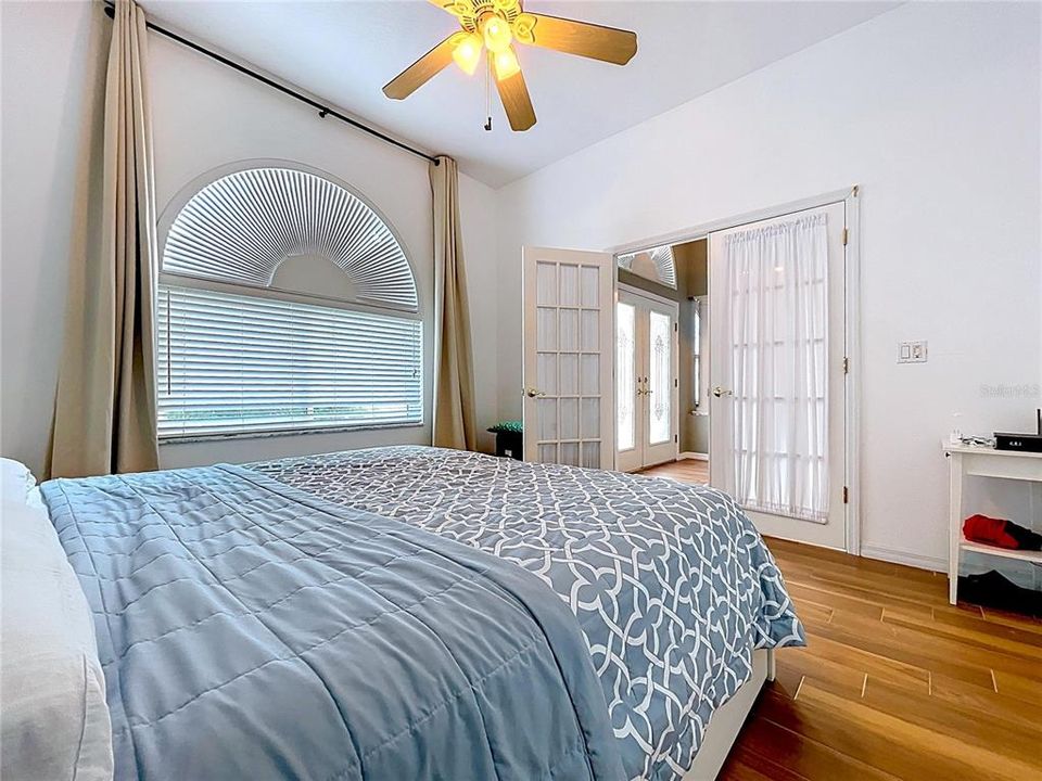 For Sale: $629,000 (3 beds, 3 baths, 2399 Square Feet)