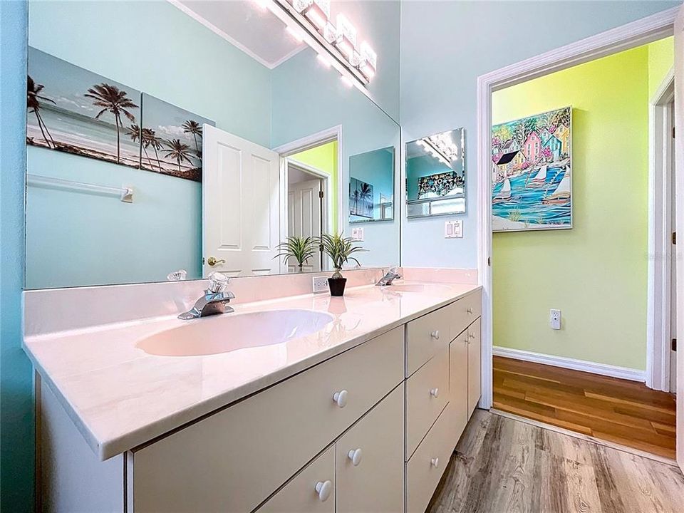 For Sale: $629,000 (3 beds, 3 baths, 2399 Square Feet)