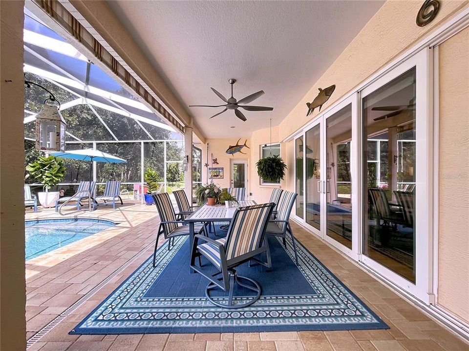 For Sale: $629,000 (3 beds, 3 baths, 2399 Square Feet)