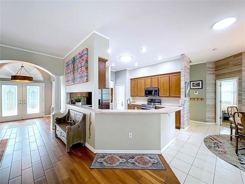 For Sale: $629,000 (3 beds, 3 baths, 2399 Square Feet)