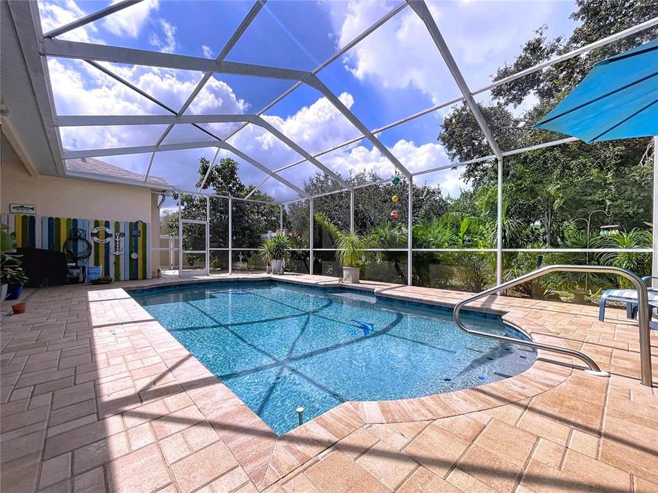 For Sale: $629,000 (3 beds, 3 baths, 2399 Square Feet)