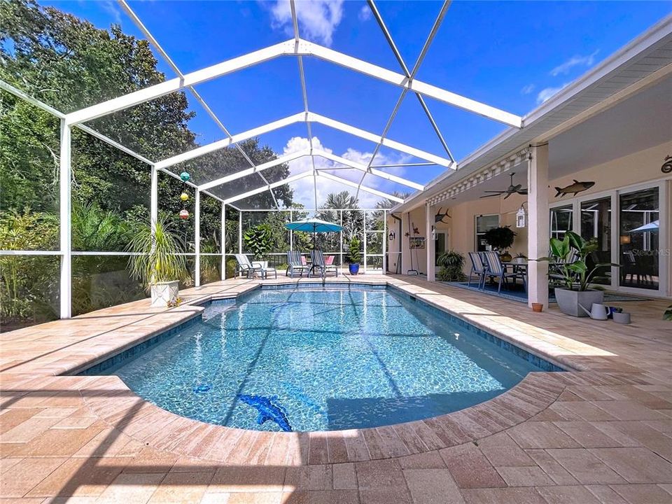 For Sale: $629,000 (3 beds, 3 baths, 2399 Square Feet)