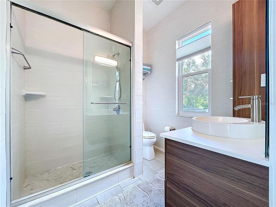 For Sale: $629,000 (3 beds, 3 baths, 2399 Square Feet)