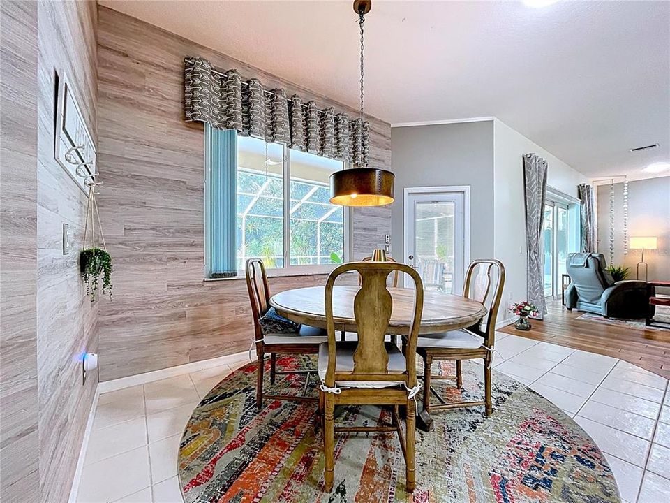 For Sale: $629,000 (3 beds, 3 baths, 2399 Square Feet)