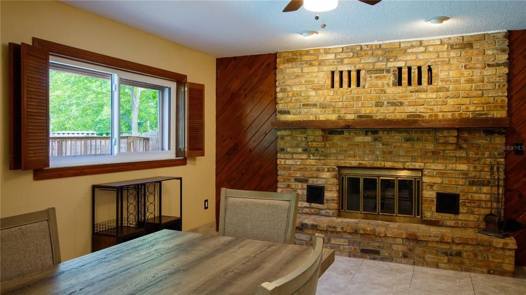 For Sale: $825,000 (4 beds, 3 baths, 3388 Square Feet)