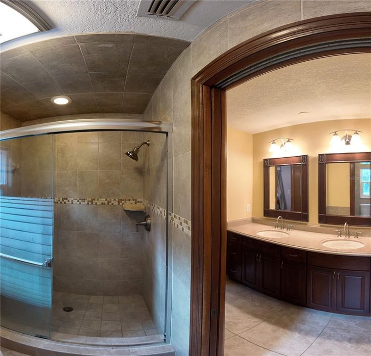 For Sale: $825,000 (4 beds, 3 baths, 3388 Square Feet)