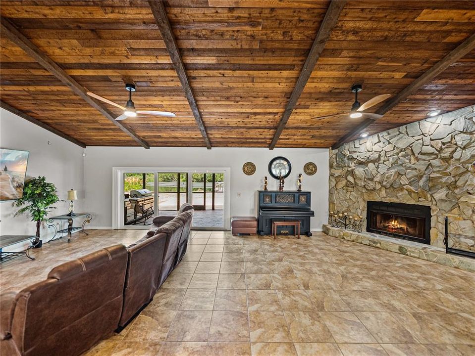 待售: $584,900 (3 贝兹, 3 浴室, 2784 平方英尺)