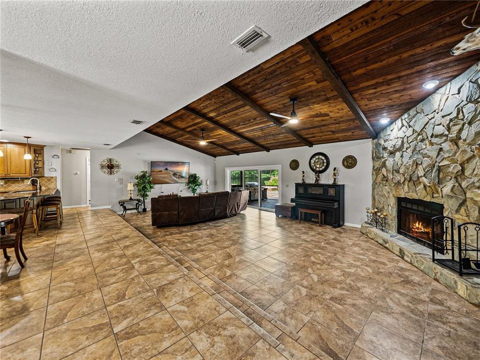 待售: $584,900 (3 贝兹, 3 浴室, 2784 平方英尺)