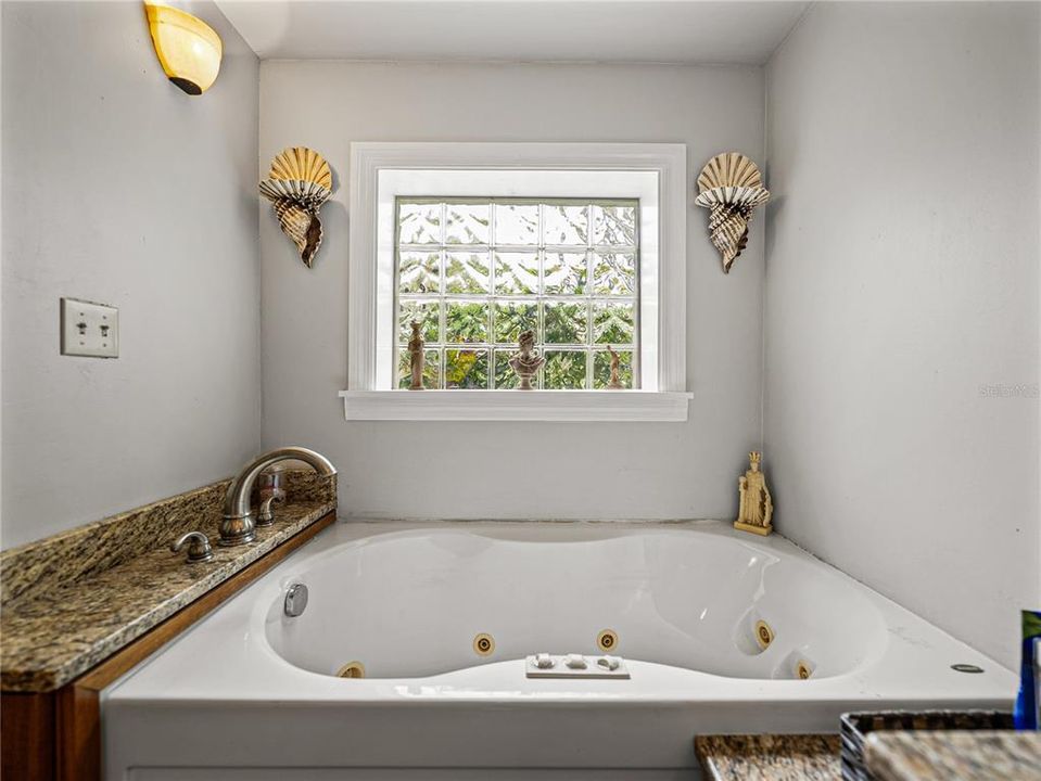 待售: $584,900 (3 贝兹, 3 浴室, 2784 平方英尺)