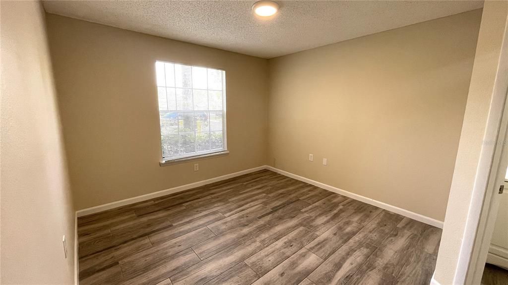 Active With Contract: $1,375 (2 beds, 2 baths, 864 Square Feet)