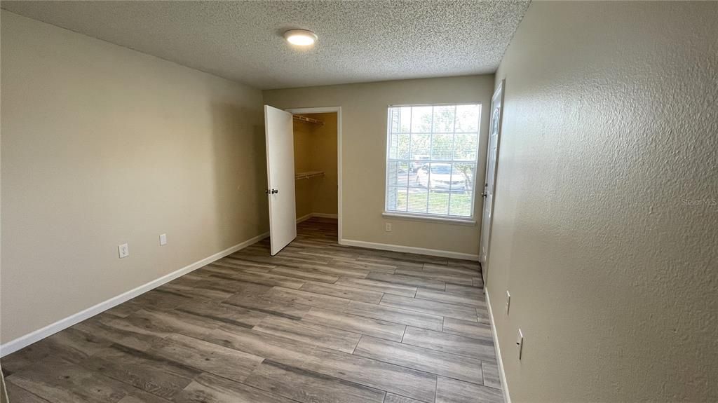 Active With Contract: $1,375 (2 beds, 2 baths, 864 Square Feet)