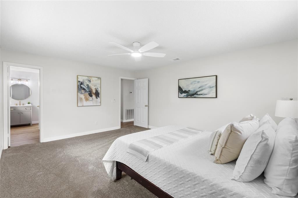 待售: $279,900 (4 贝兹, 2 浴室, 1824 平方英尺)