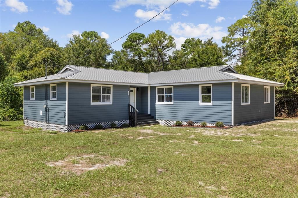 待售: $279,900 (4 贝兹, 2 浴室, 1824 平方英尺)