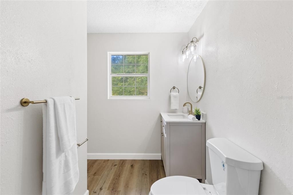 待售: $279,900 (4 贝兹, 2 浴室, 1824 平方英尺)