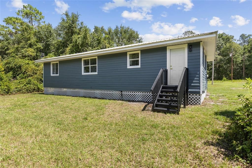 待售: $279,900 (4 贝兹, 2 浴室, 1824 平方英尺)