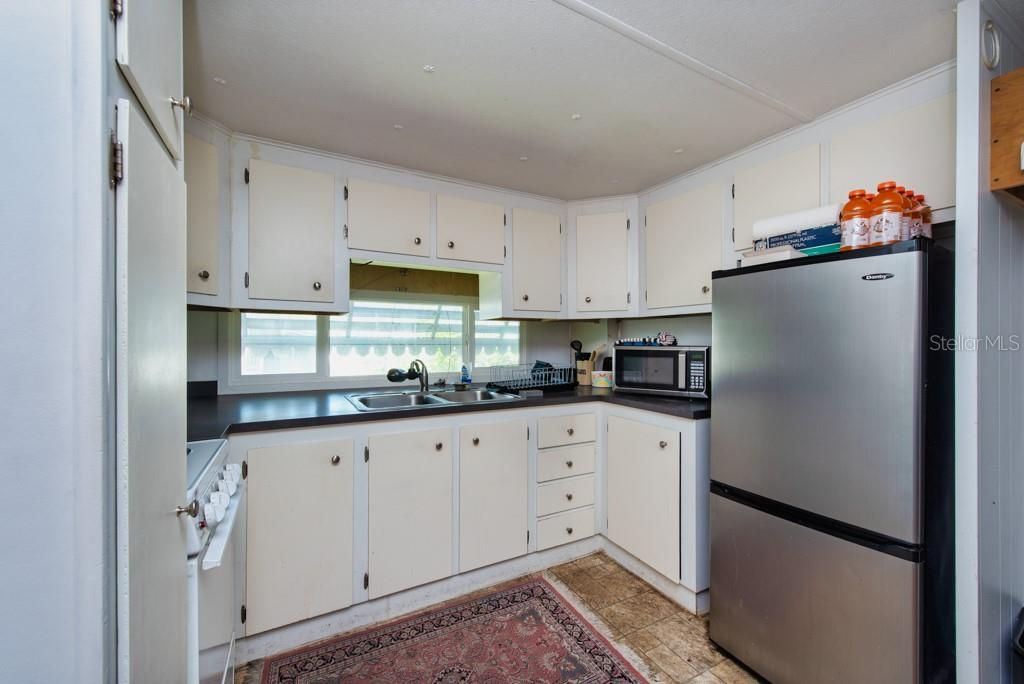 For Sale: $85,000 (1 beds, 1 baths, 480 Square Feet)