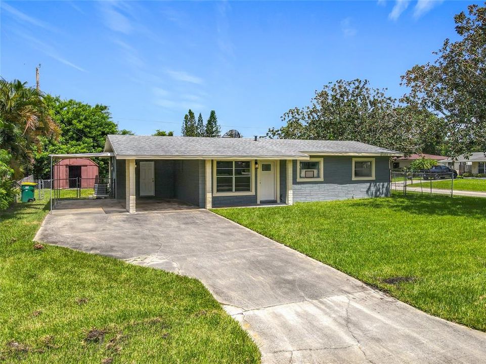 For Sale: $320,000 (3 beds, 2 baths, 1567 Square Feet)