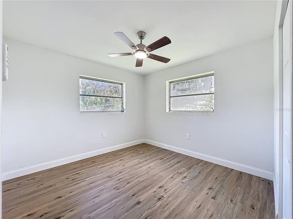 For Sale: $320,000 (3 beds, 2 baths, 1567 Square Feet)