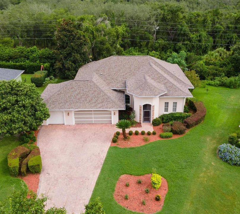 Activo con contrato: $399,999 (3 camas, 2 baños, 2284 Pies cuadrados)