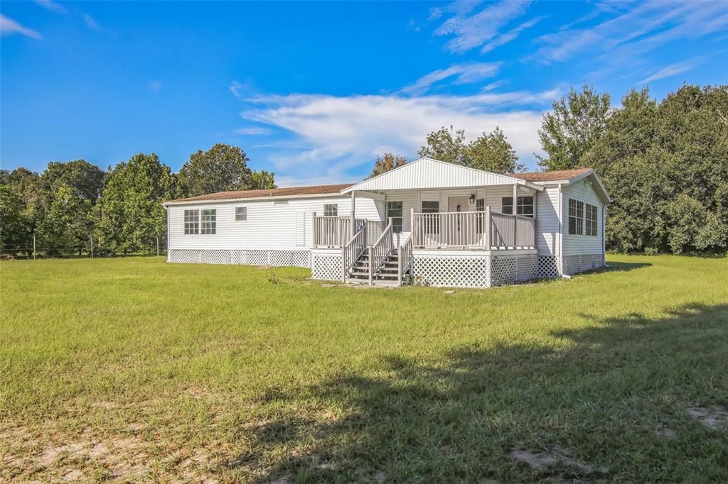 Active With Contract: $219,990 (3 beds, 2 baths, 1904 Square Feet)