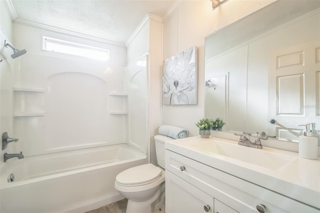 Active With Contract: $219,990 (3 beds, 2 baths, 1904 Square Feet)