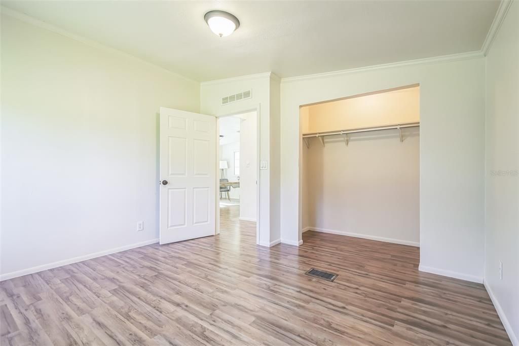 Active With Contract: $219,990 (3 beds, 2 baths, 1904 Square Feet)