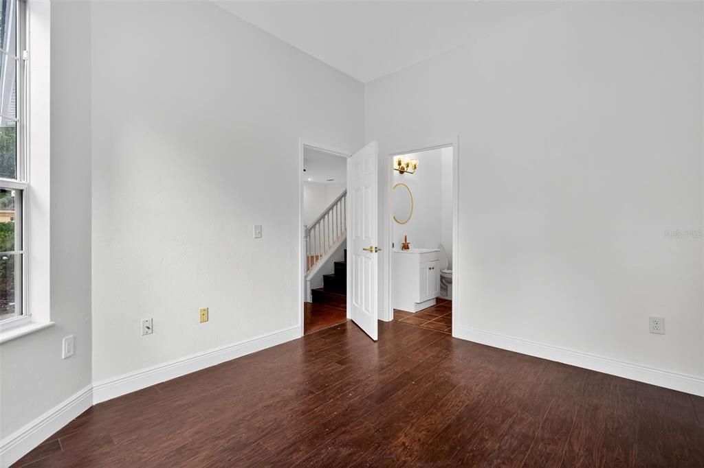 En Venta: $480,000 (3 camas, 2 baños, 2235 Pies cuadrados)