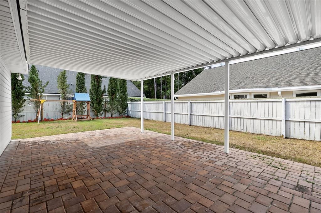 En Venta: $480,000 (3 camas, 2 baños, 2235 Pies cuadrados)