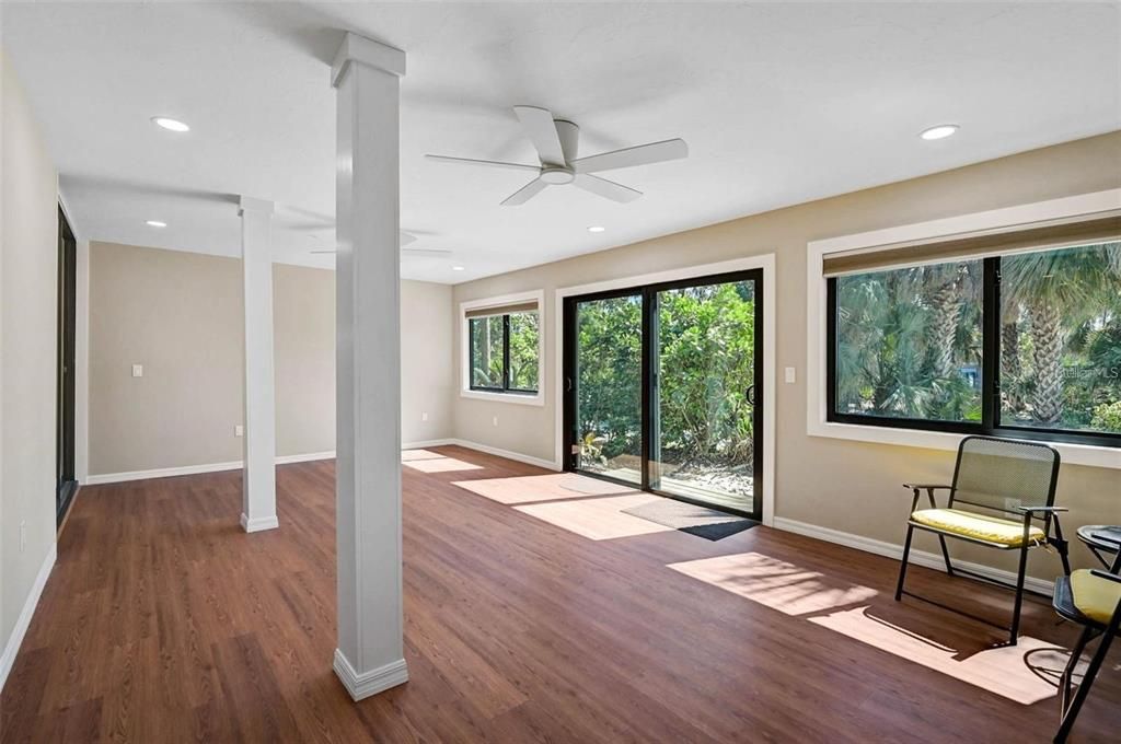 For Rent: $2,000 (2 beds, 2 baths, 1729 Square Feet)