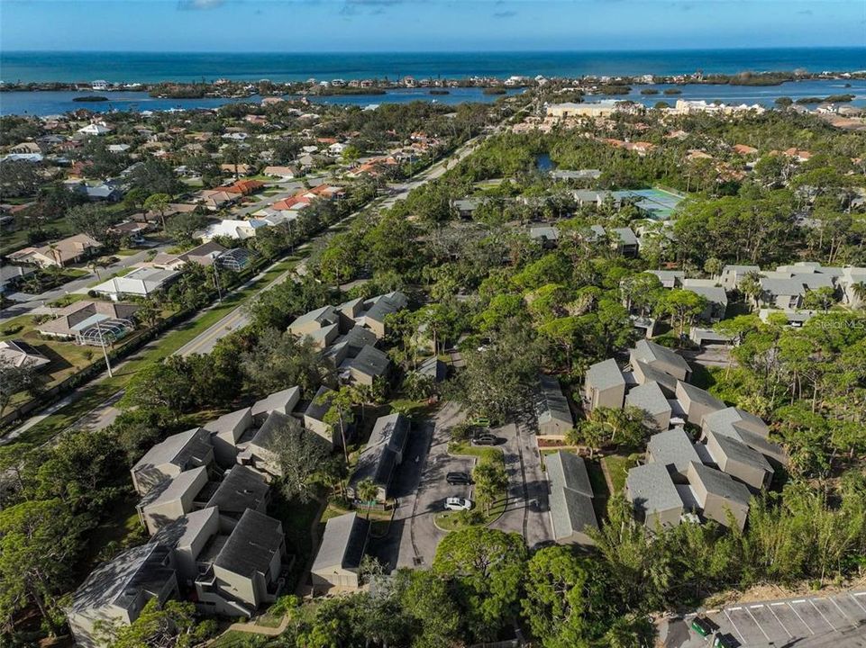 For Rent: $2,000 (2 beds, 2 baths, 1729 Square Feet)