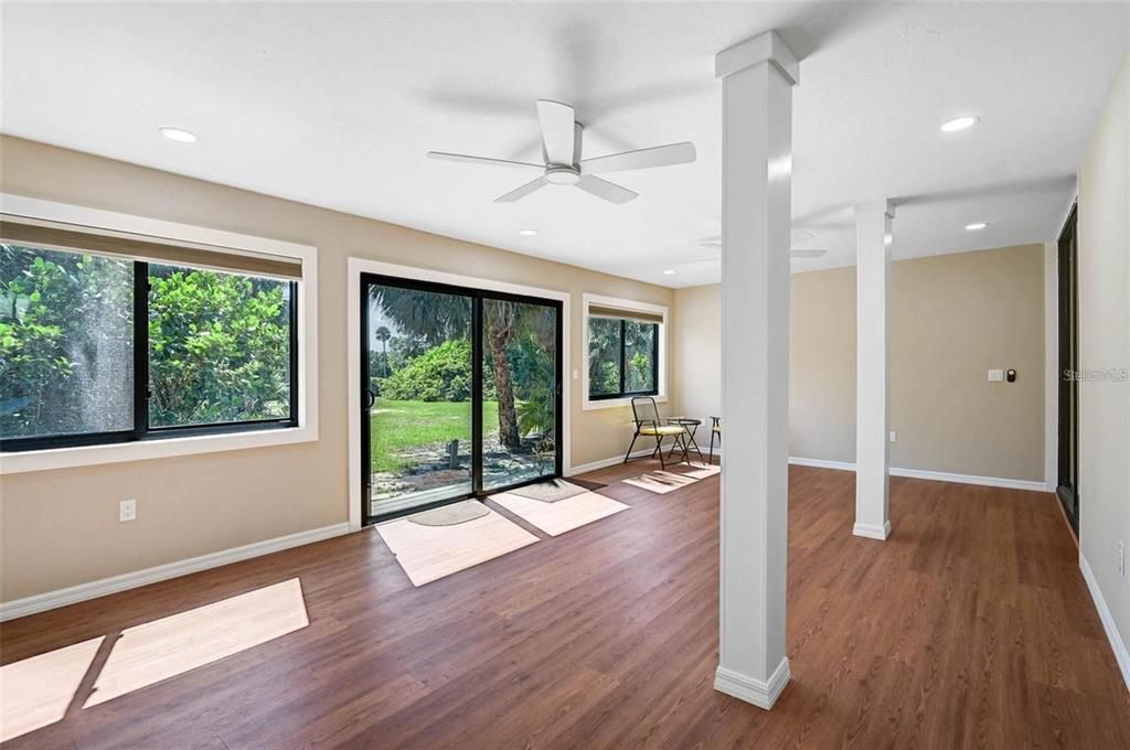 For Rent: $2,000 (2 beds, 2 baths, 1729 Square Feet)