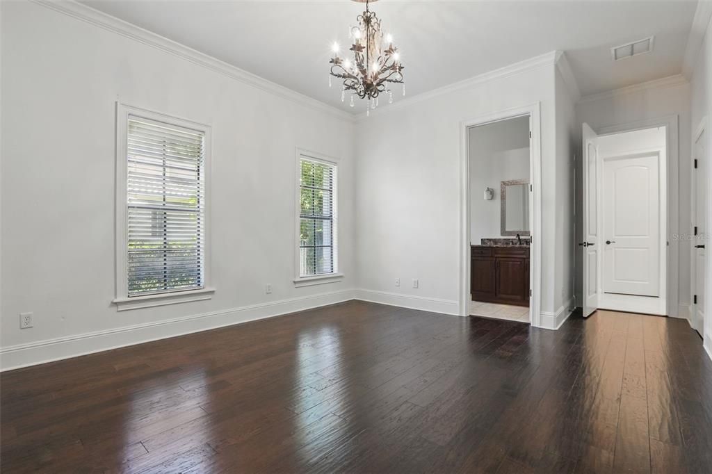 В аренду: $13,000 (5 спален, 5 ванн, 5498 Квадратных фут)