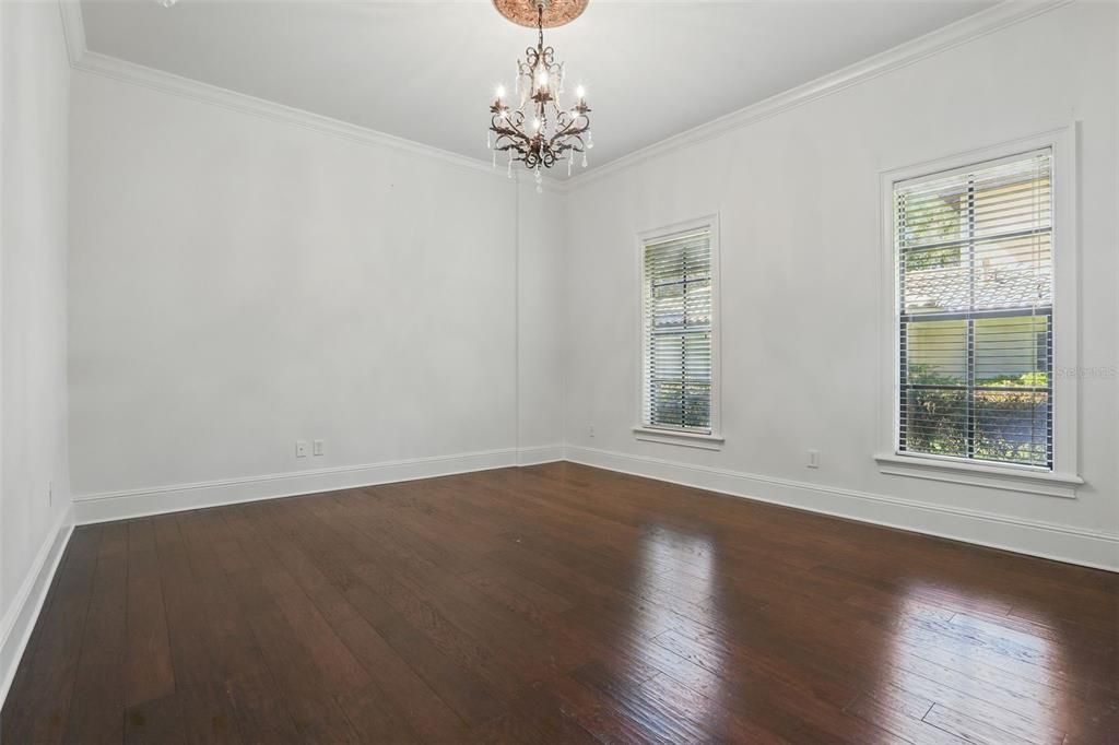 В аренду: $13,000 (5 спален, 5 ванн, 5498 Квадратных фут)