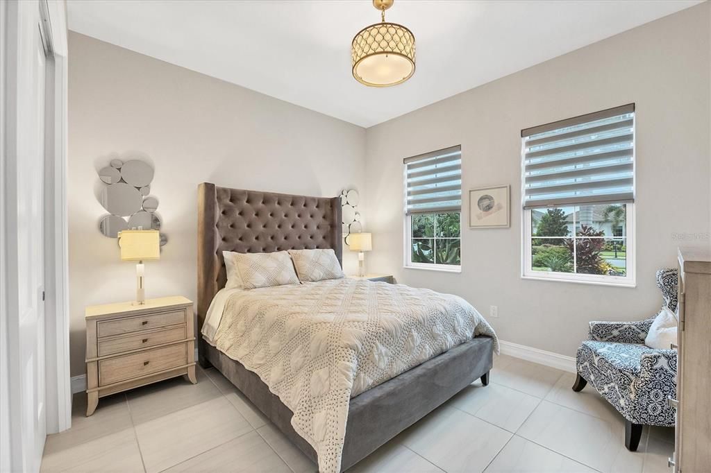 Под контрактом: $2,279,000 (4 спален, 4 ванн, 3610 Квадратных фут)