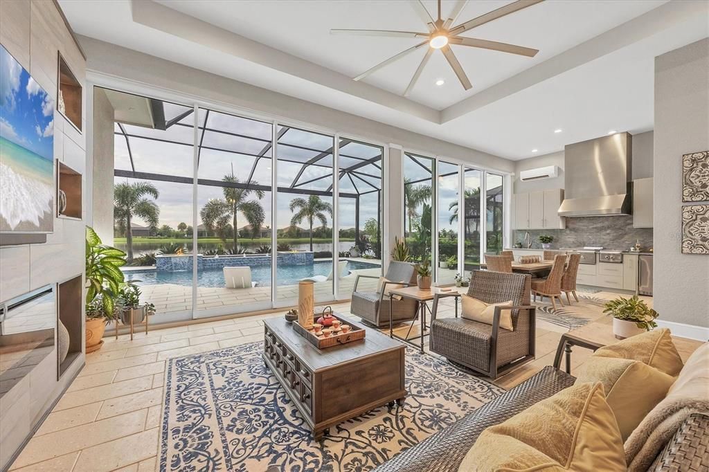 Под контрактом: $2,279,000 (4 спален, 4 ванн, 3610 Квадратных фут)