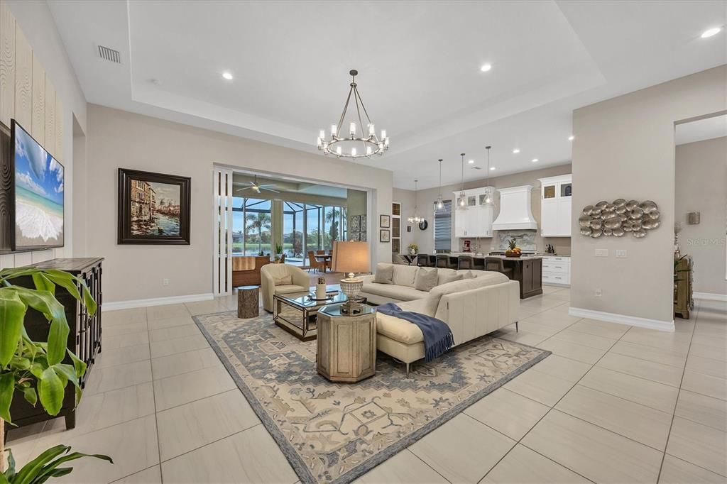 Под контрактом: $2,279,000 (4 спален, 4 ванн, 3610 Квадратных фут)