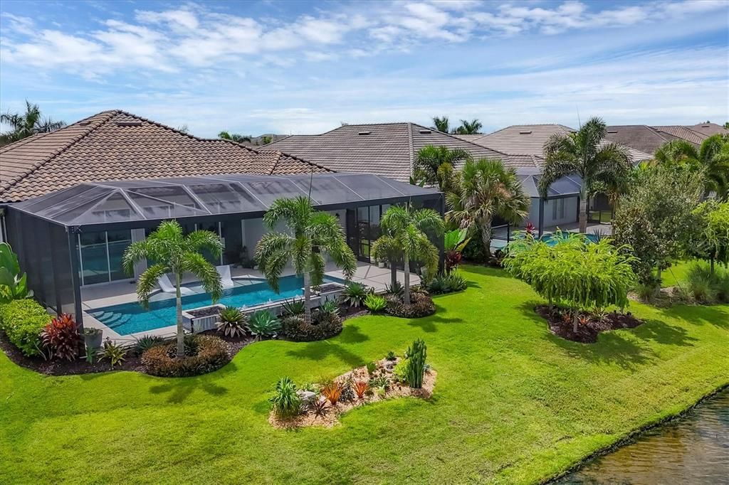 Под контрактом: $2,279,000 (4 спален, 4 ванн, 3610 Квадратных фут)