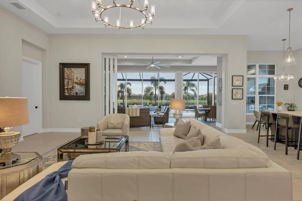 Под контрактом: $2,279,000 (4 спален, 4 ванн, 3610 Квадратных фут)