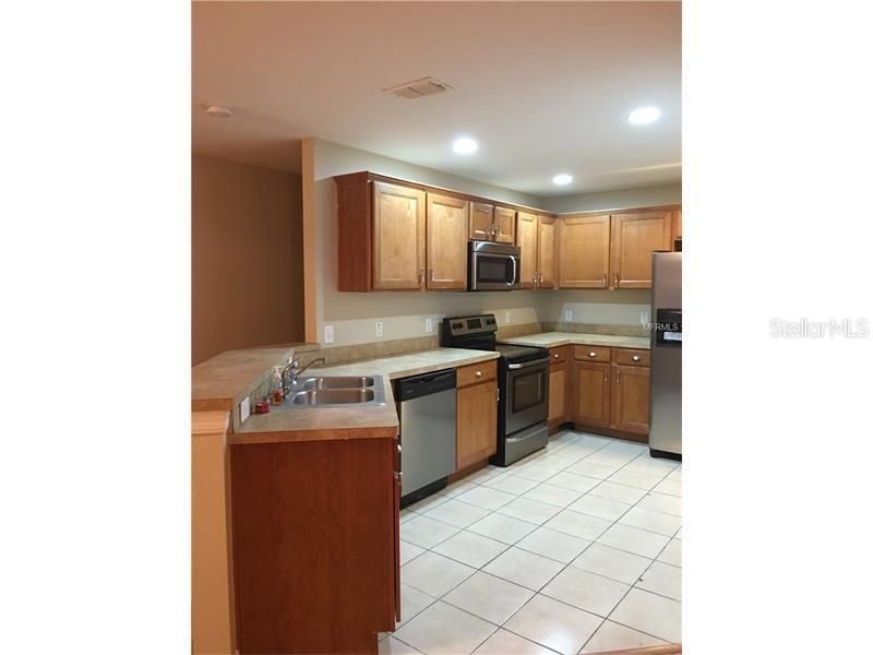 For Rent: $1,595 (2 beds, 2 baths, 1268 Square Feet)
