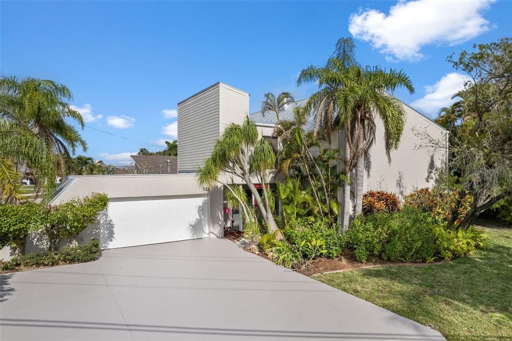 待售: $727,000 (3 贝兹, 2 浴室, 2746 平方英尺)