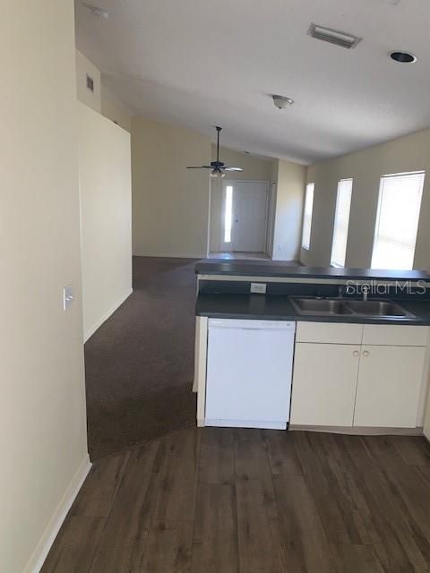 En Renta: $1,745 (3 camas, 2 baños, 1283 Pies cuadrados)